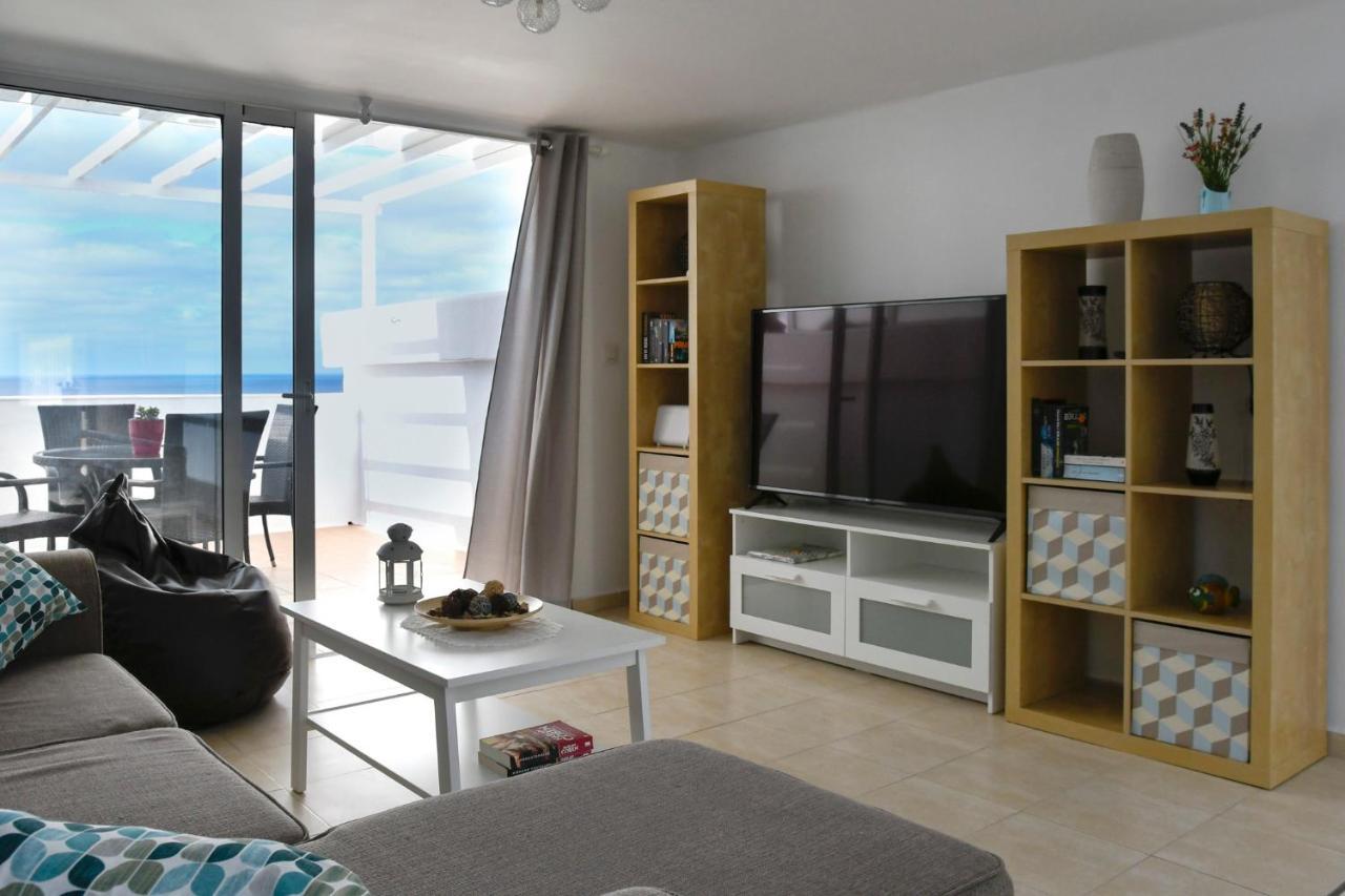 Maximilian House-Duplex Vista Al Mar En Complejo Con Piscina Apartment Puerto del Carmen  Exterior photo