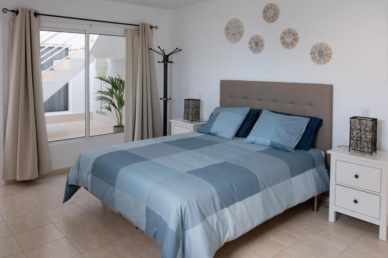 Maximilian House-Duplex Vista Al Mar En Complejo Con Piscina Apartment Puerto del Carmen  Exterior photo