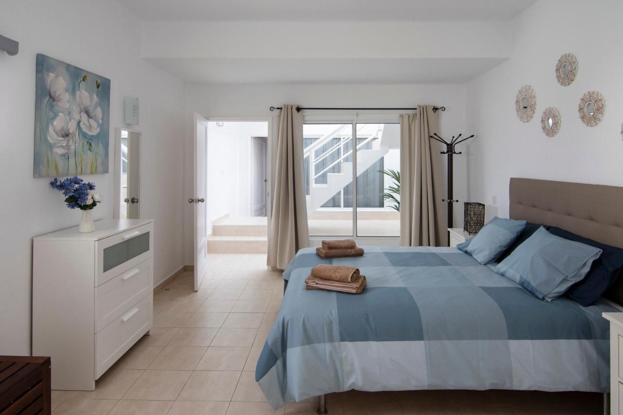Maximilian House-Duplex Vista Al Mar En Complejo Con Piscina Apartment Puerto del Carmen  Exterior photo