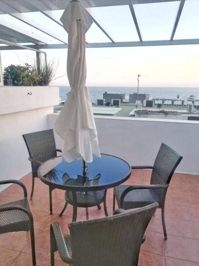 Maximilian House-Duplex Vista Al Mar En Complejo Con Piscina Apartment Puerto del Carmen  Exterior photo